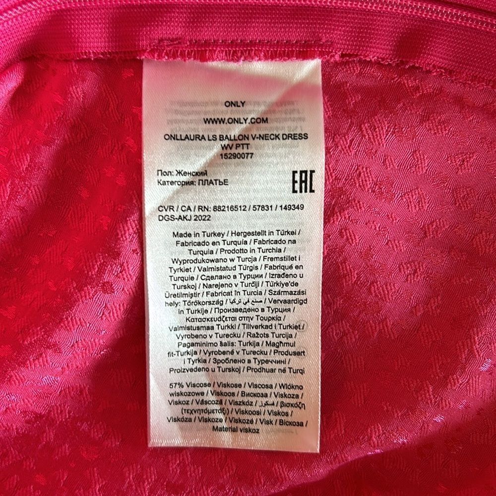 Only Jacquard Satin Plunge Mini Dress in Bright Pink Size Large NWT - Picture 6 of 6